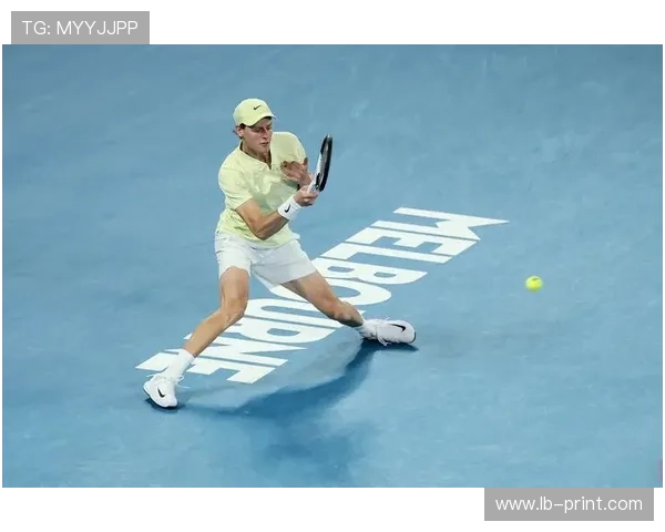 网球世界焦点：全球顶级选手激烈角逐新赛季首个大满贯冠军